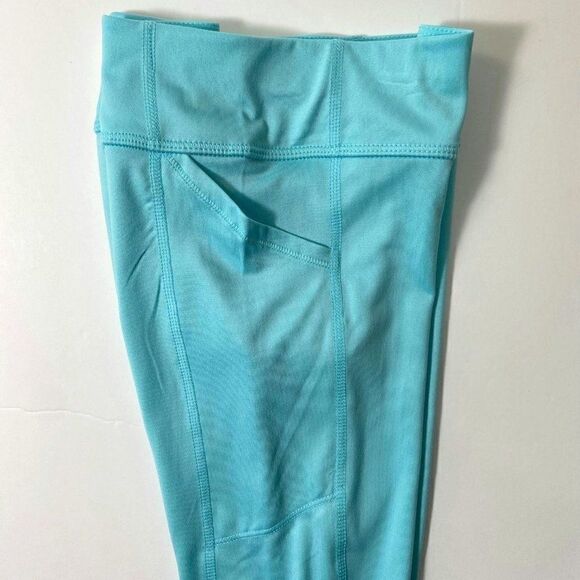 Girls' Laser Cut Capri Leggings with Pockets - All in Moion M 7/8 - Picture 7 of 7